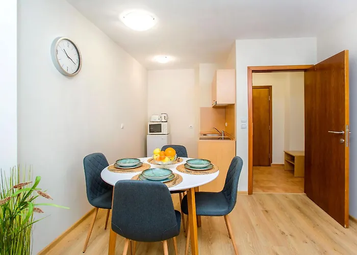 アパート - Castle Complex 2